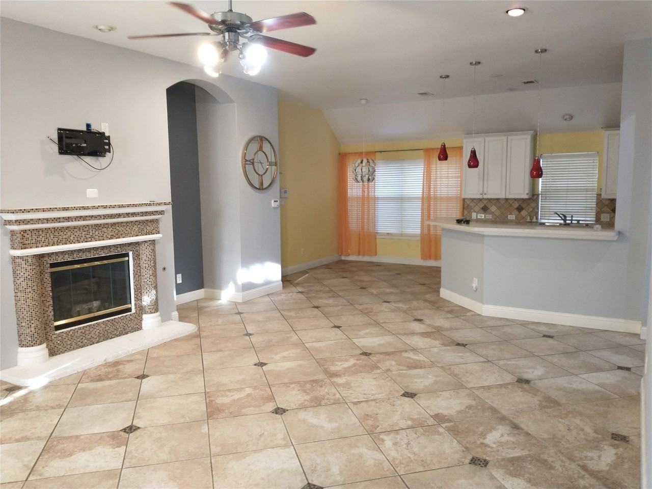 3309 Capstone Ln - Photo 3 of 24