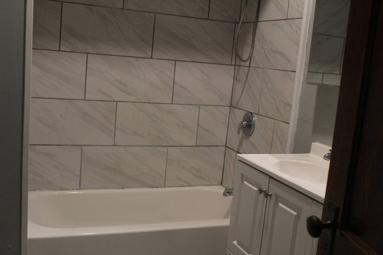 439 7th St - Photo 5 of 13