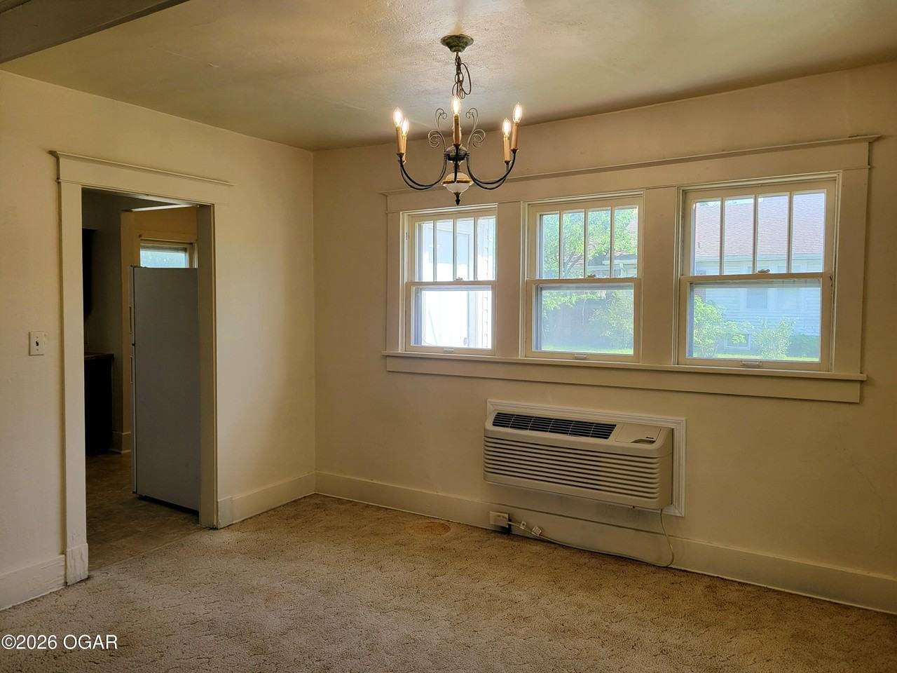 3102 S Wall Ave - Photo 6 of 9