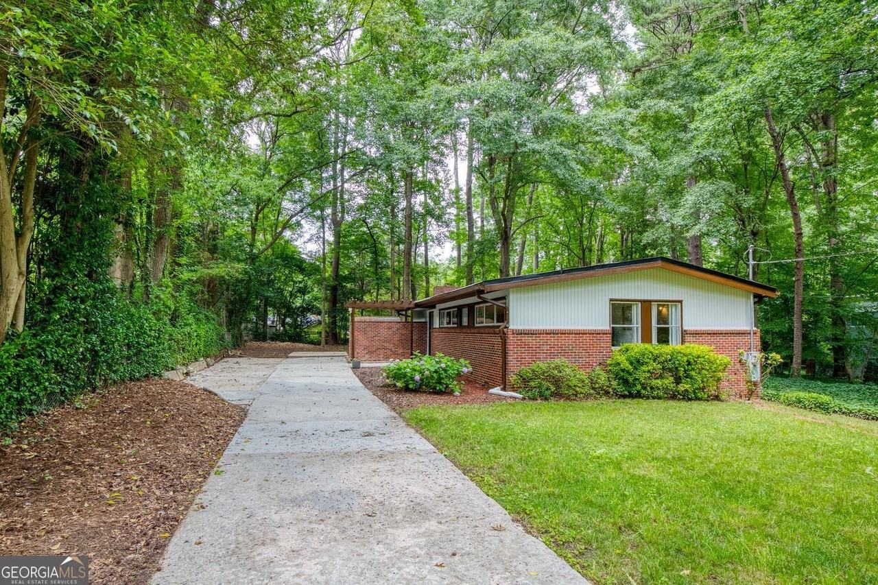 2700 Brook Park Way - Photo 2 of 50