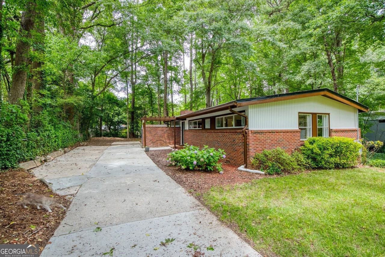2700 Brook Park Way - Photo 3 of 50