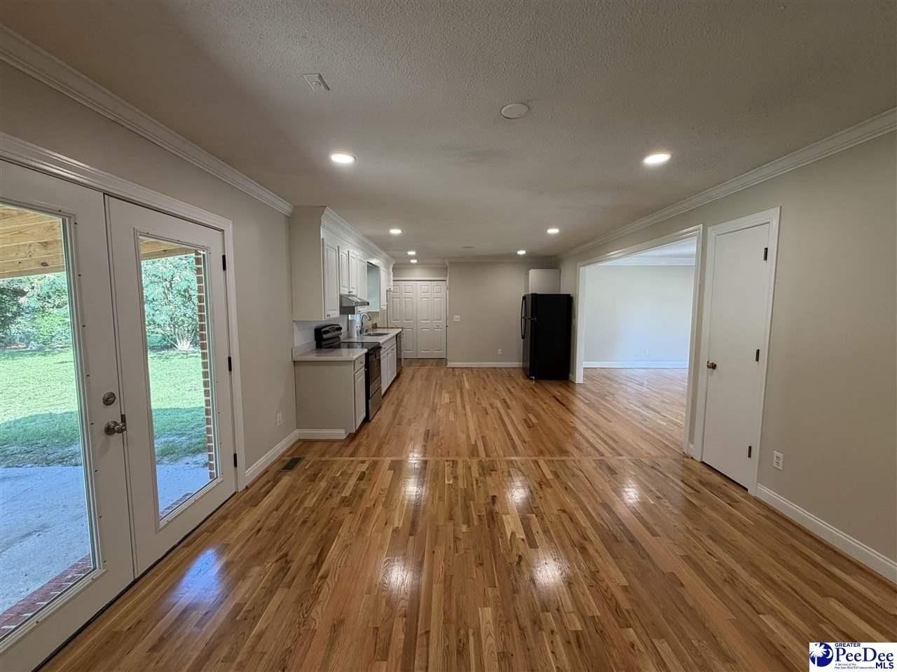 1510 Rosedale St - Photo 3 of 26
