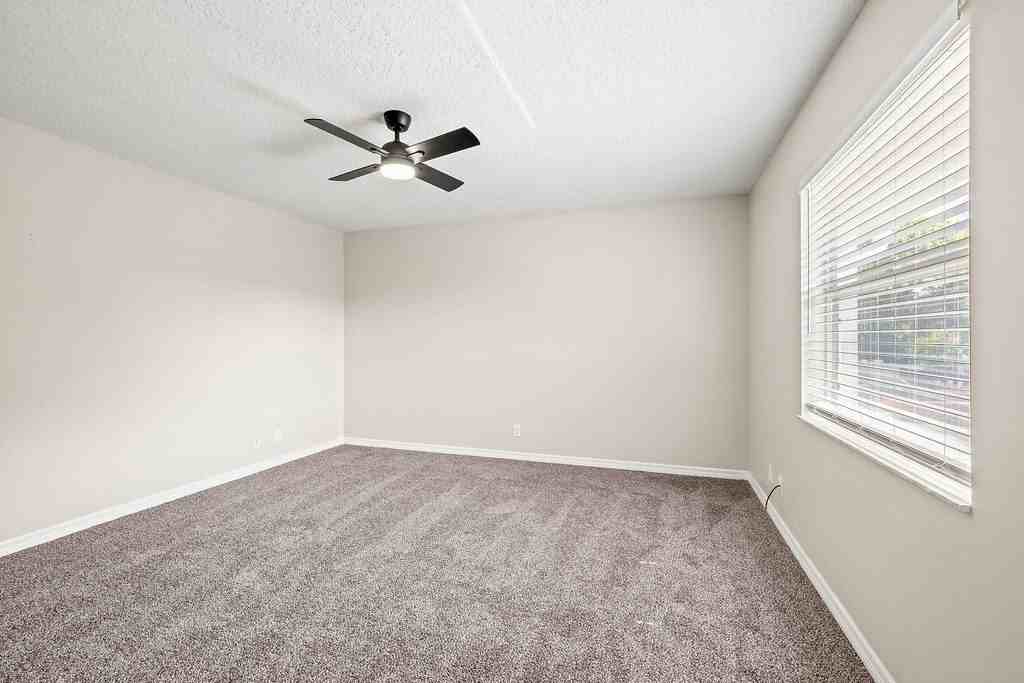 1542 N Lawnwood Cir #37D - Photo 7 of 36