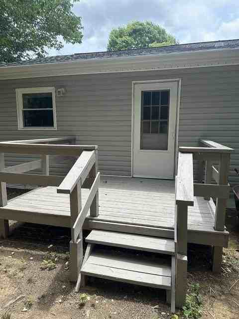 703 Emmett Ave Nw - Photo 2 of 18