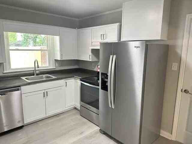 703 Emmett Ave Nw - Photo 6 of 18