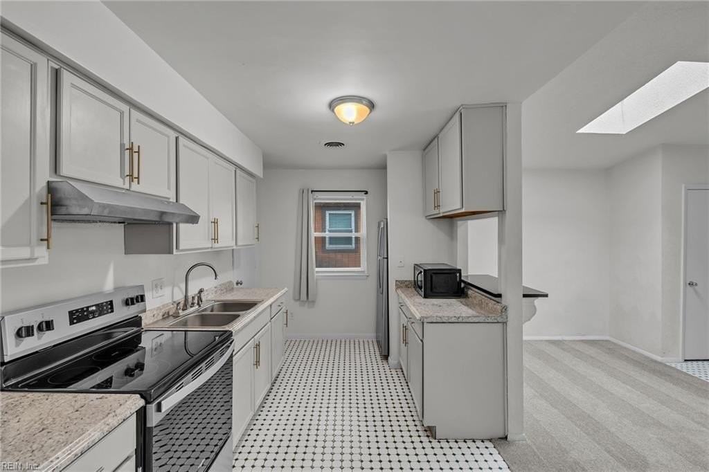 413 N Oceana Blvd - Photo 6 of 16
