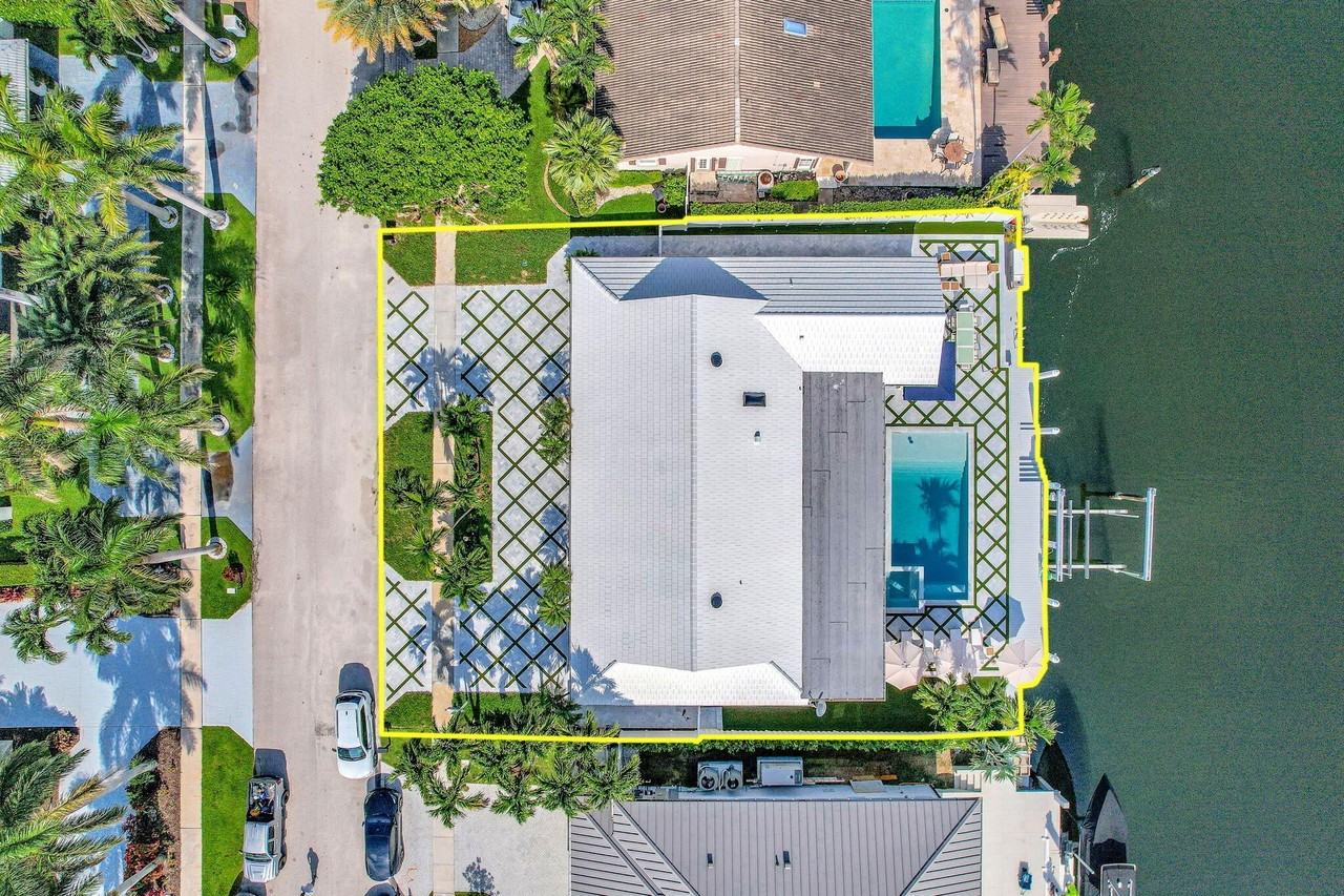 885 Nafa Dr - Photo 4 of 50