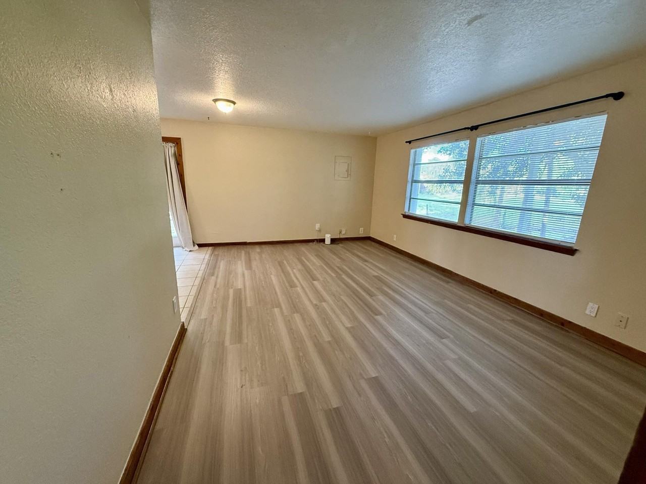 17503 30th Ln N - Photo 7 of 35