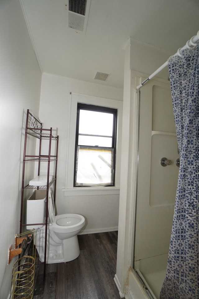 1415 Duss Ave #3 - Photo 3 of 9