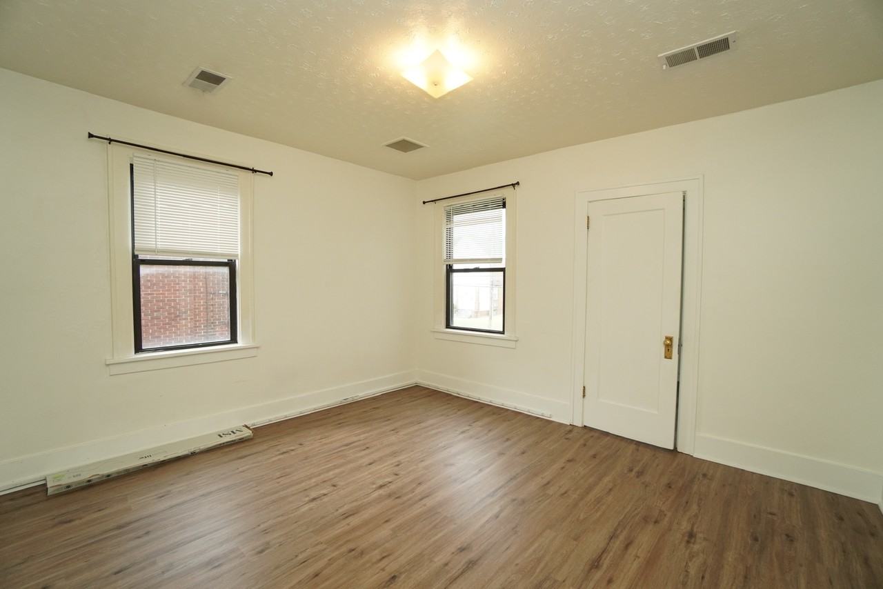 1415 Duss Ave #3 - Photo 6 of 9