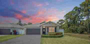featured image of 3909 Se Lee St