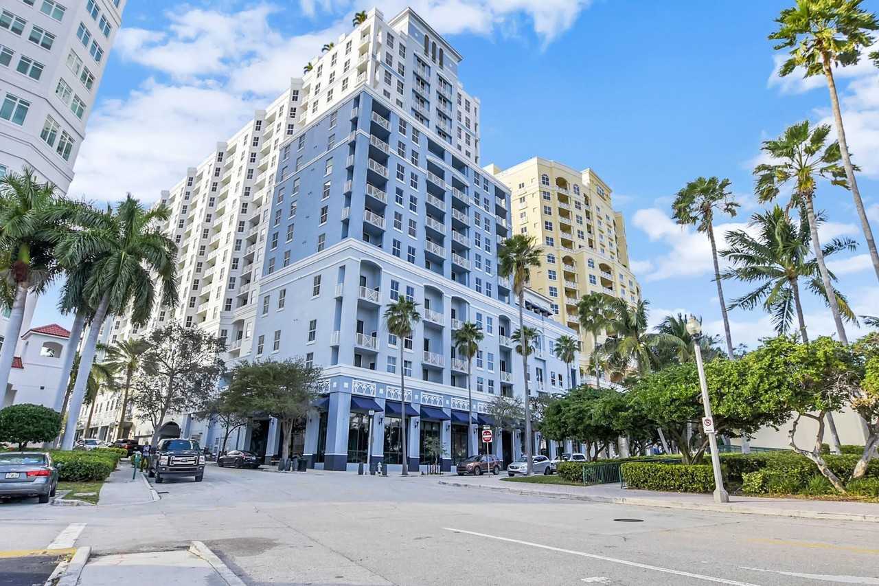 255 Evernia St #1406