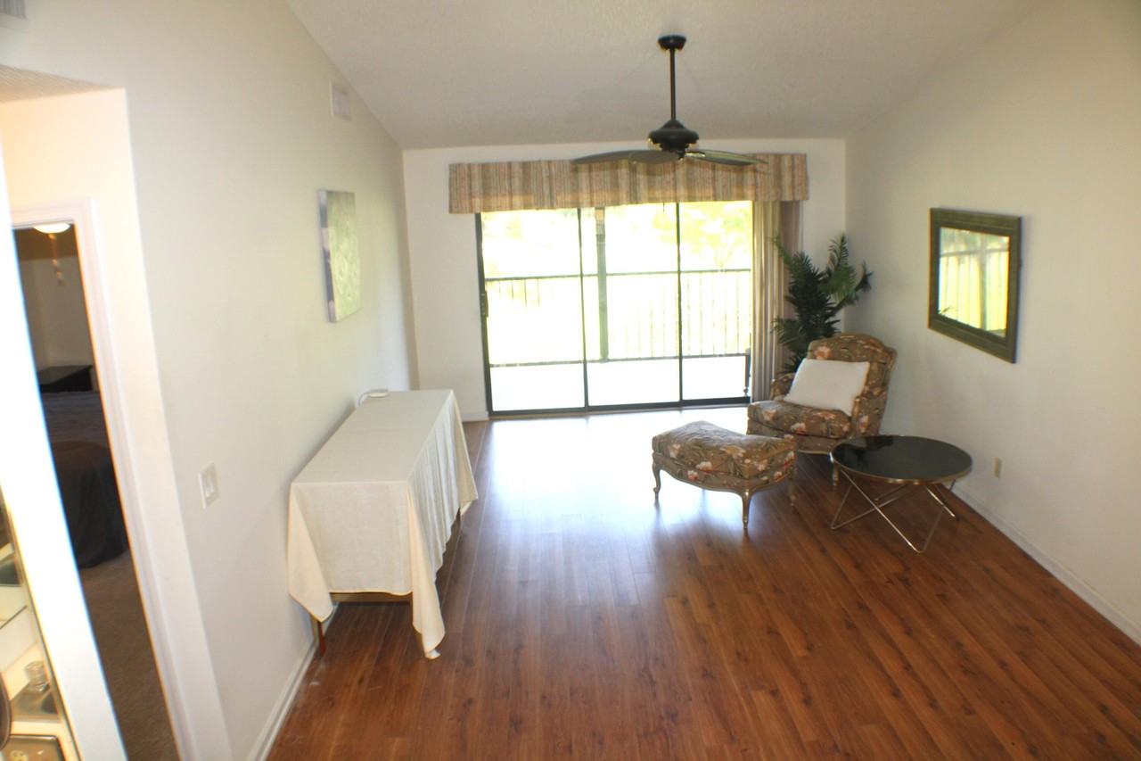 1082 Keystone Dr #C - Photo 7 of 26
