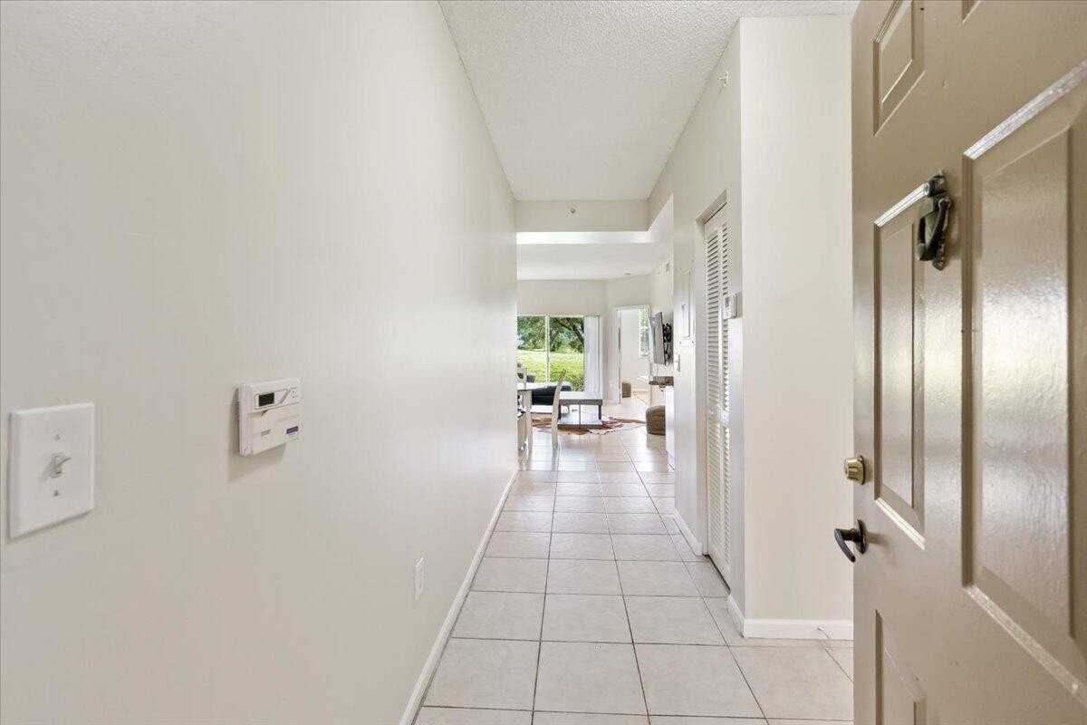 2060 Greenview Shores Blvd #308 - Photo 4 of 24