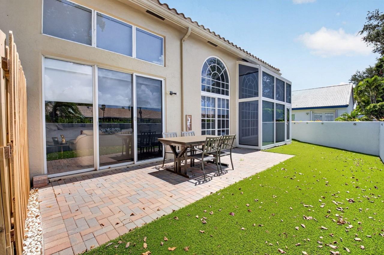 Nw Boca Raton Blvd #104 - Photo 5 of 33