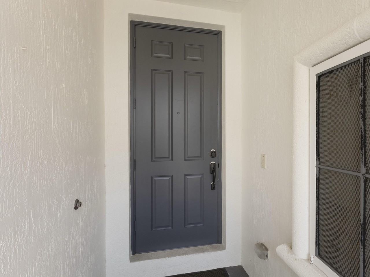 3028 Waterside Cir - Photo 3 of 50