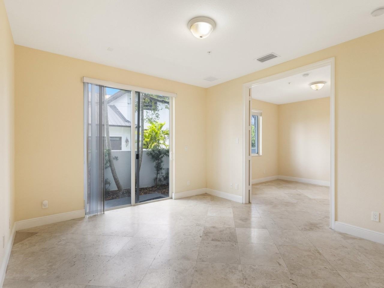 3028 Waterside Cir - Photo 6 of 50