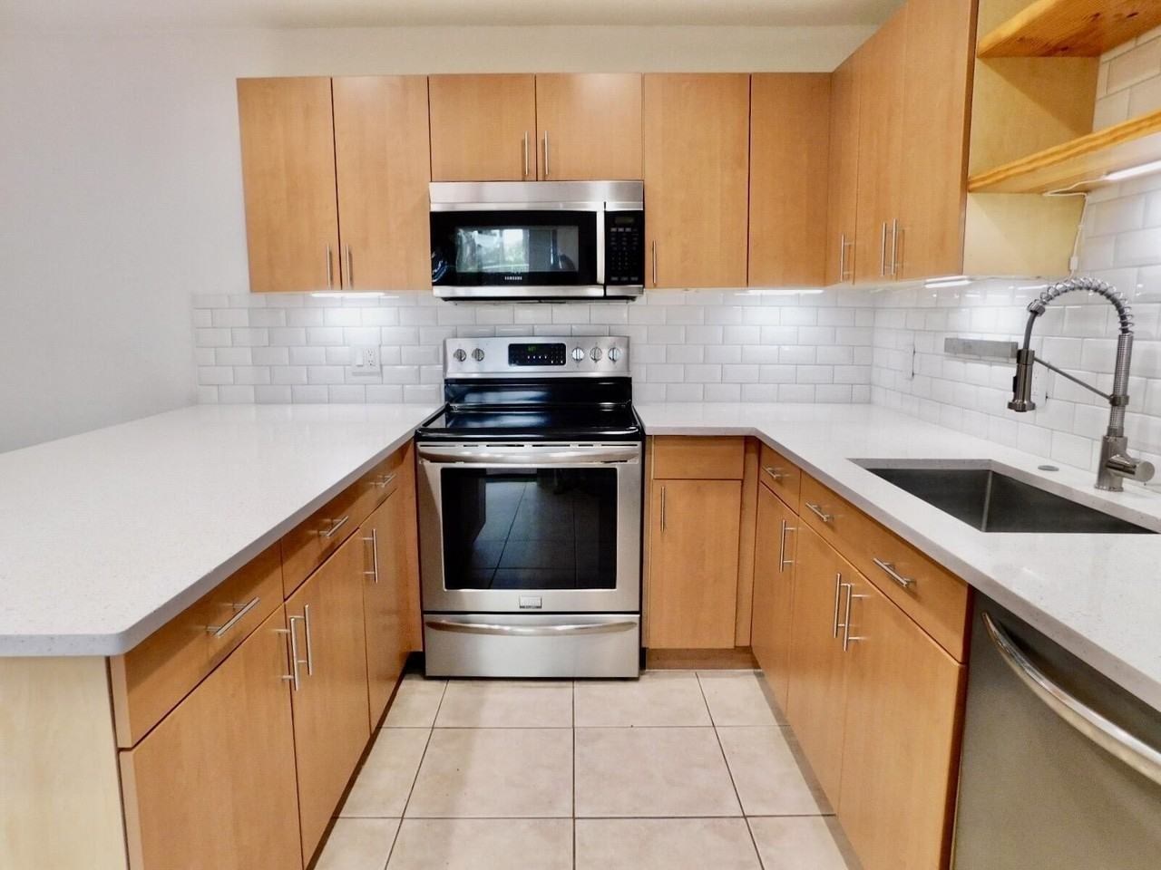 4155 Turnberry Cir #29 - Photo 2 of 50