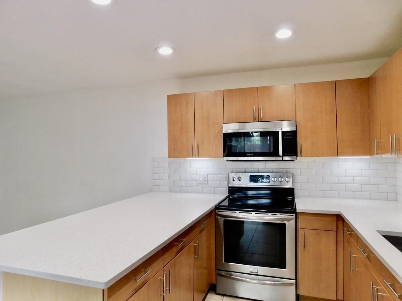4155 Turnberry Cir #29 - Photo 5 of 50