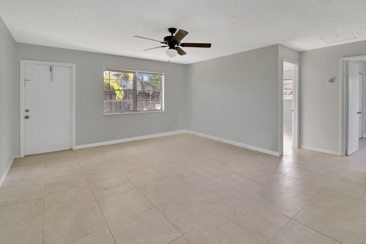 3040 Martin Ave - Photo 7 of 18