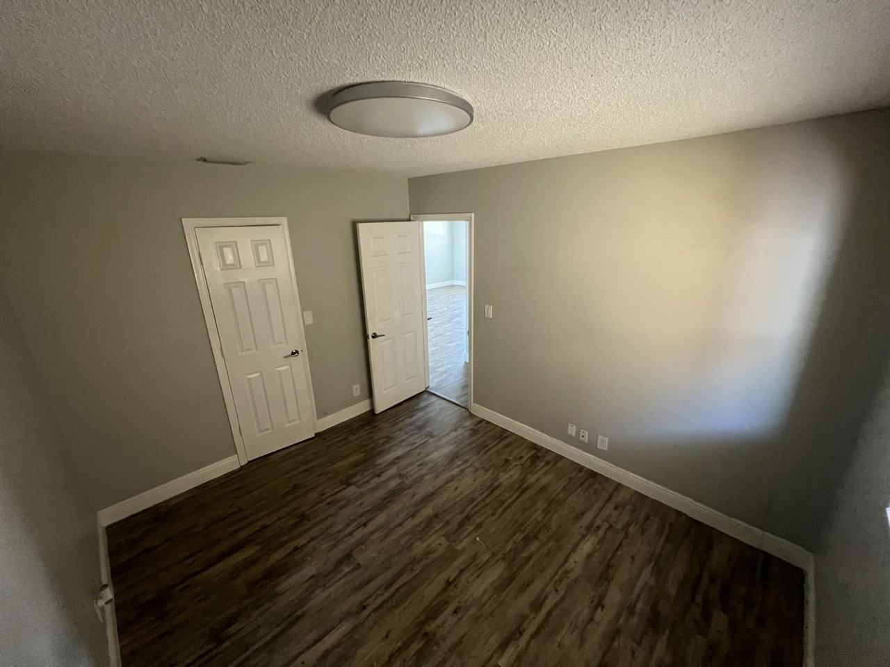 516 Nw 54th St - Photo 7 of 17