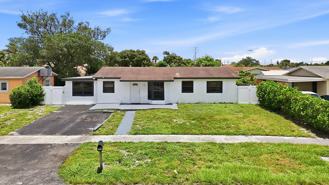 1060 Sw 5th Ter - Photo 1 of 1