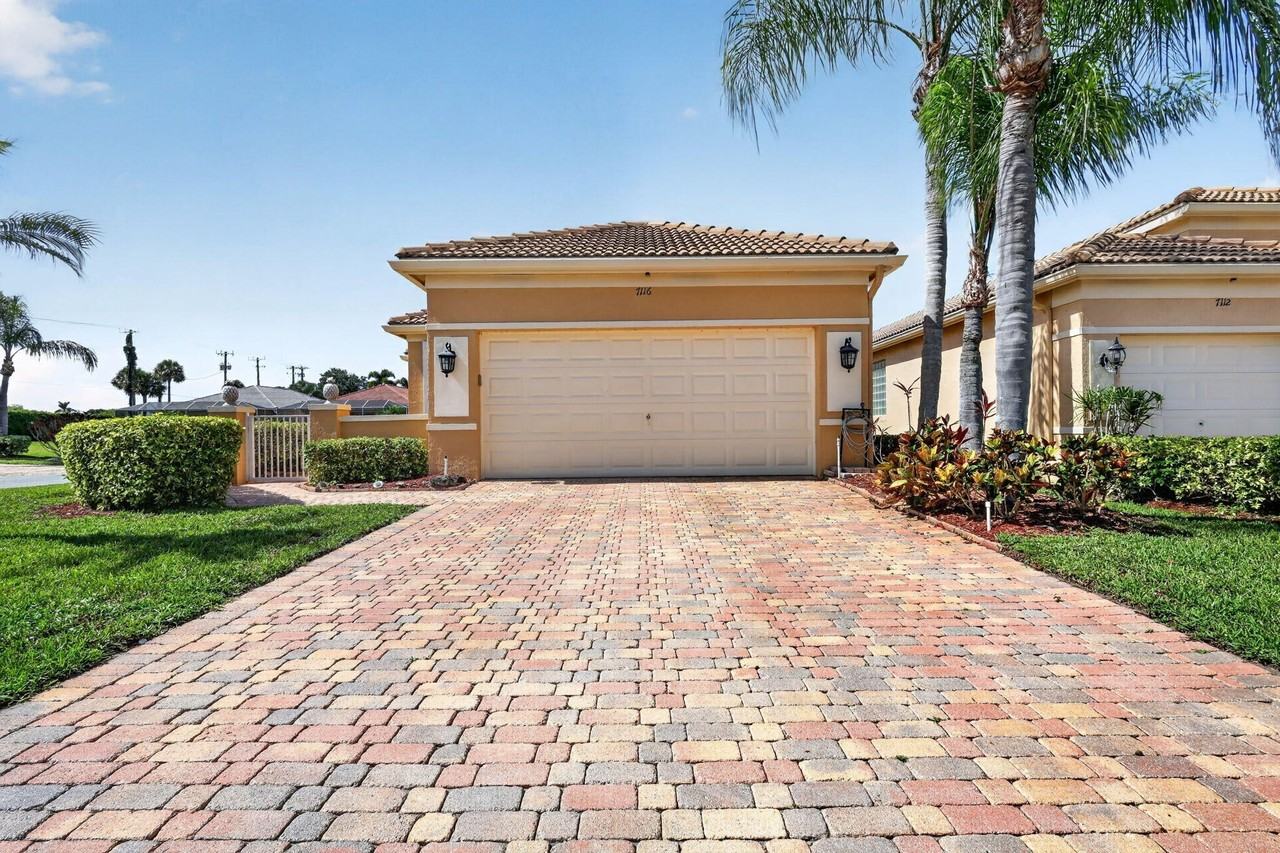 7116 Cataluna Cir - Photo 2 of 50