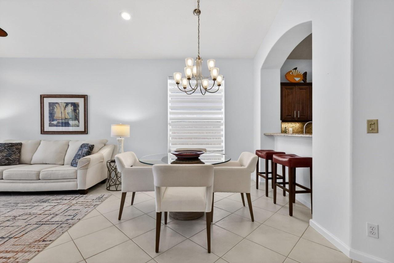 7116 Cataluna Cir - Photo 5 of 50