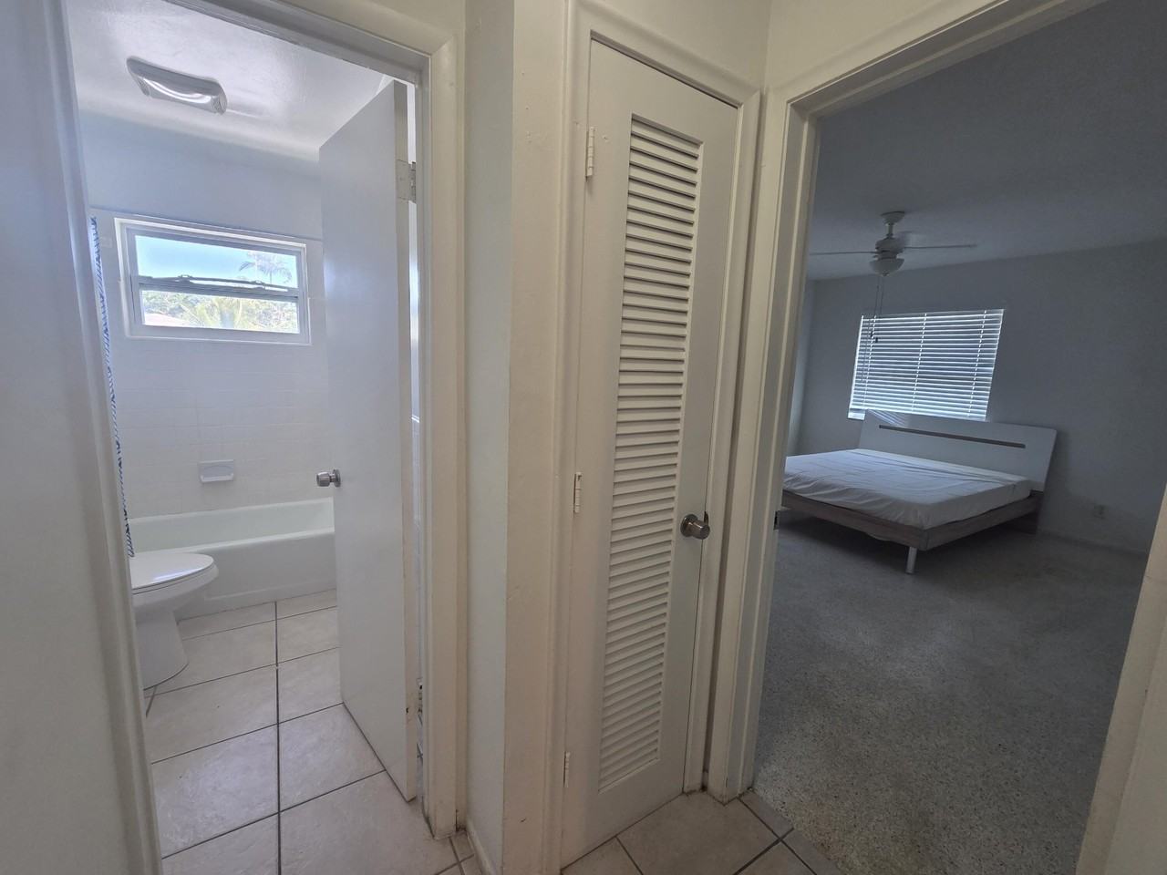 701 Se 15th St #12 - Photo 6 of 13