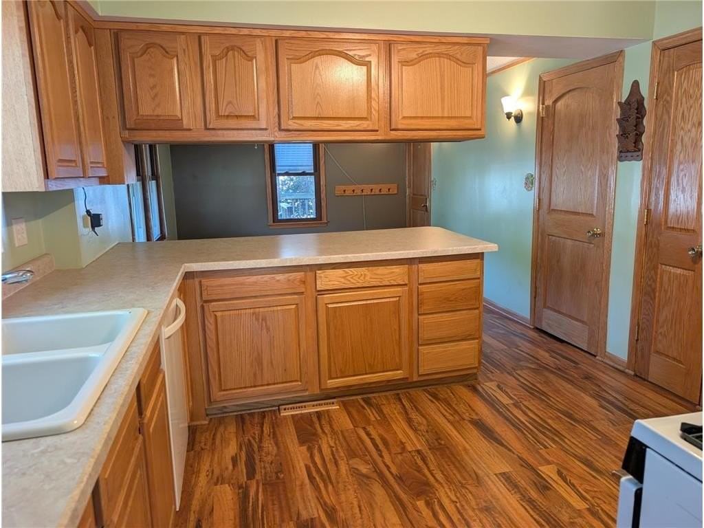 1049 Gorman Ave #1 - Photo 7 of 12