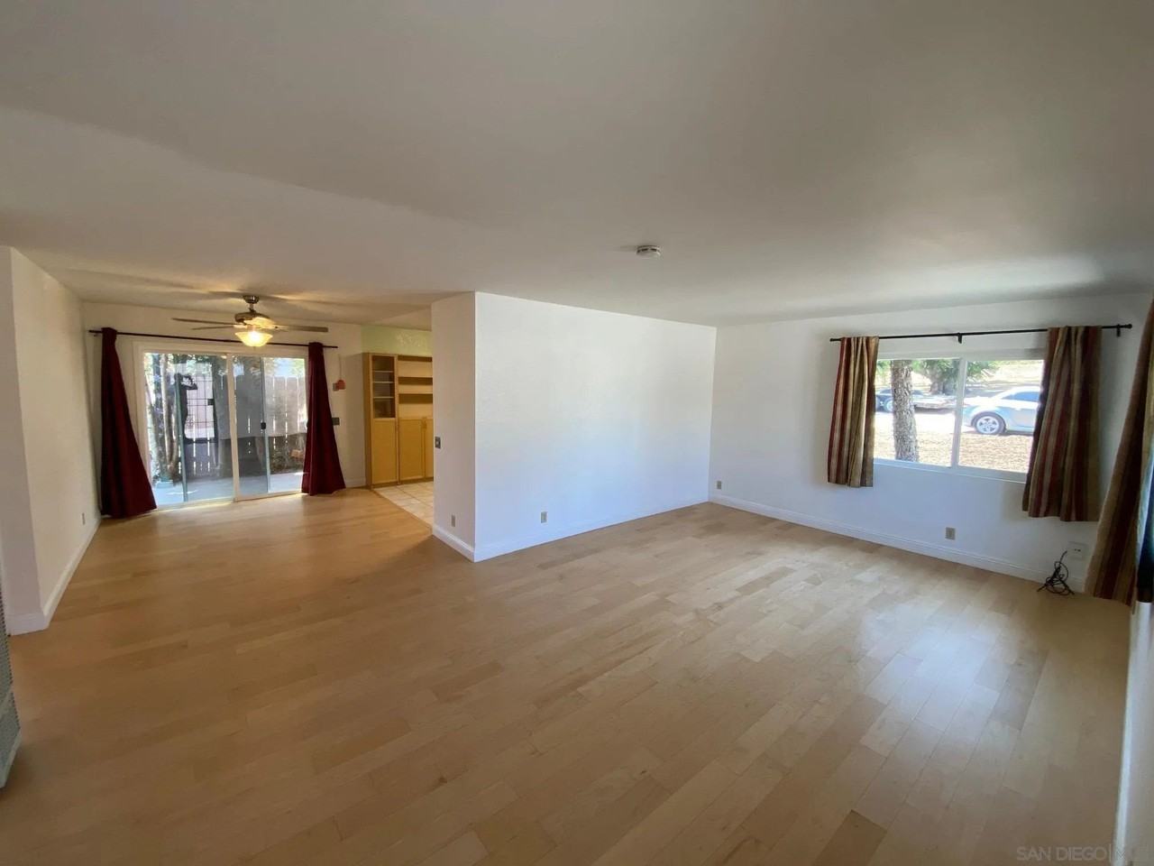 1475 Tarbox St - Photo 4 of 29