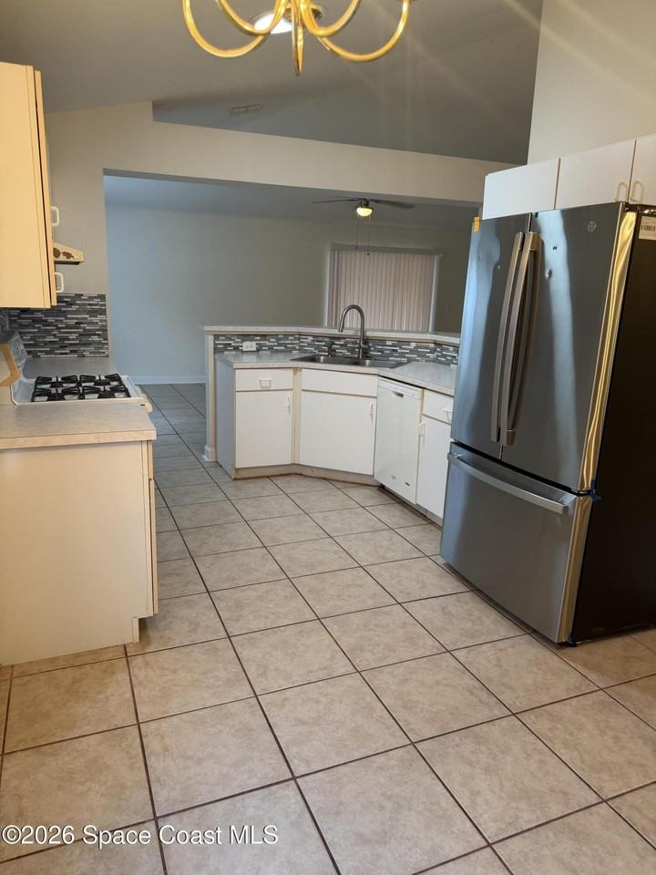 3133 Cauthen Creek Dr - Photo 5 of 21