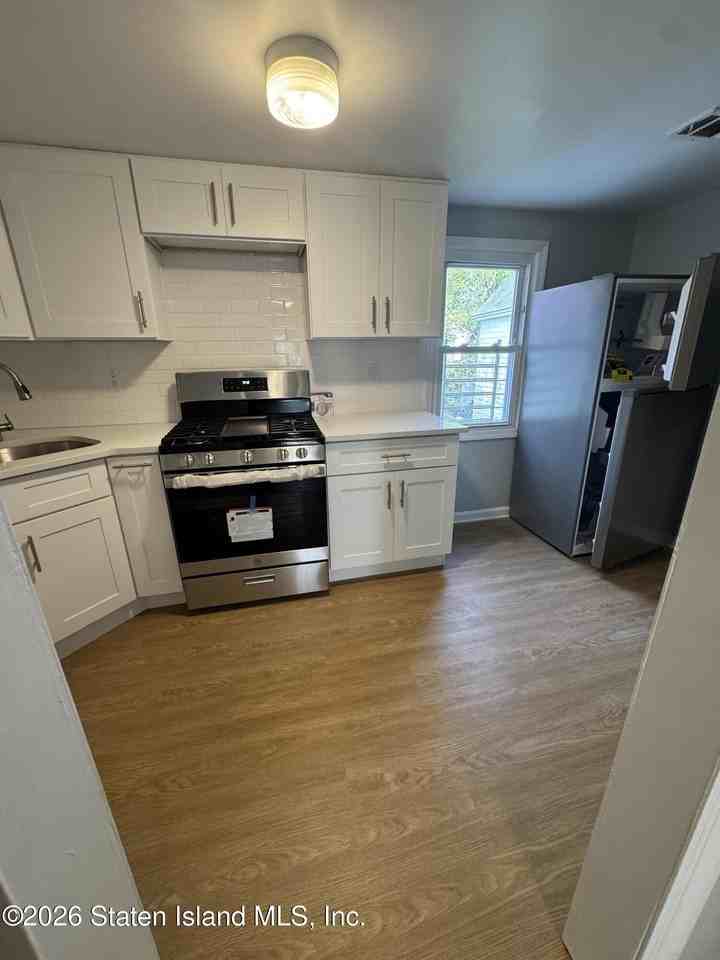 225 N Burgher Ave #2 - Photo 4 of 9