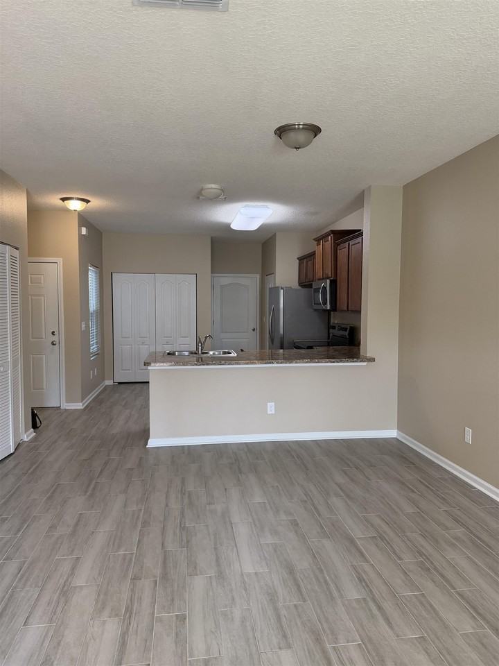 229 Whitland Way - Photo 5 of 13