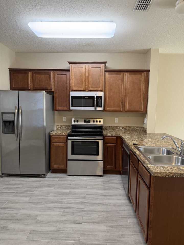 229 Whitland Way - Photo 7 of 13