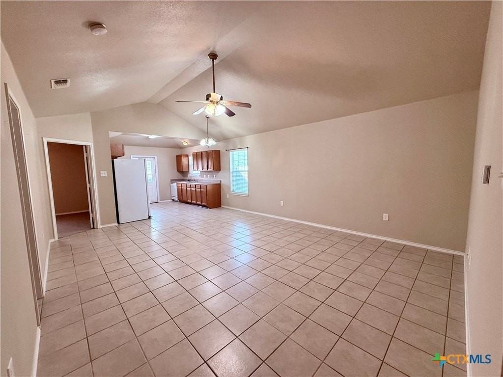 1035 Helen Dr #B - Photo 3 of 15