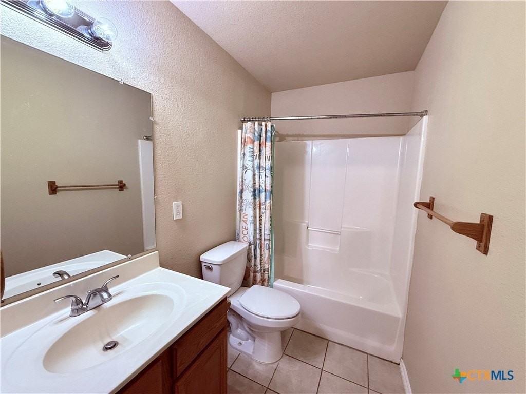 1035 Helen Dr #B - Photo 7 of 15