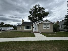 featured image of 302 5th Ave #1