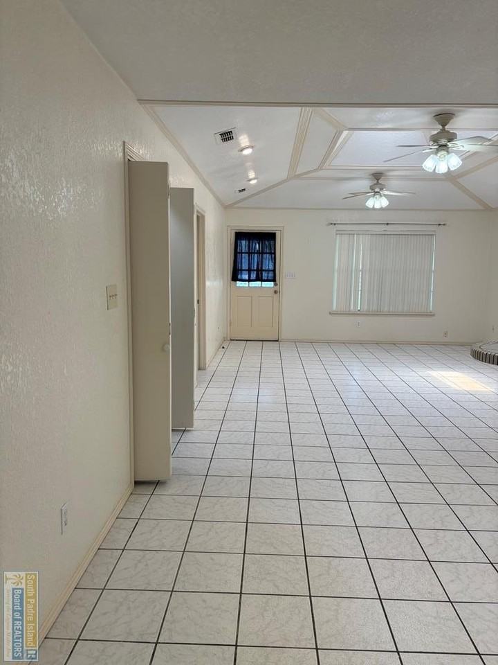 112B E Constellation Dr #B - Photo 5 of 26