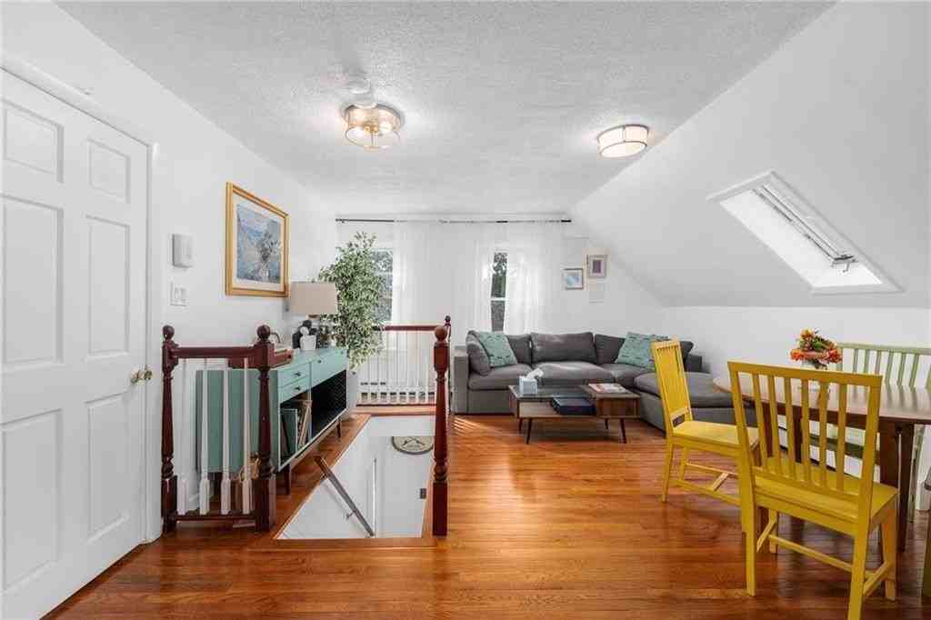 183 Wood St #3 - Photo 6 of 32