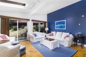 featured image of 428 Gibbs Ave #4