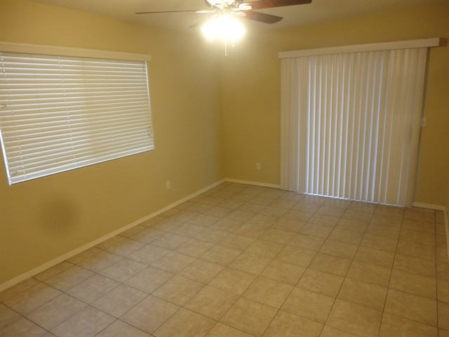 522 W Mossman St - Photo 3 of 12