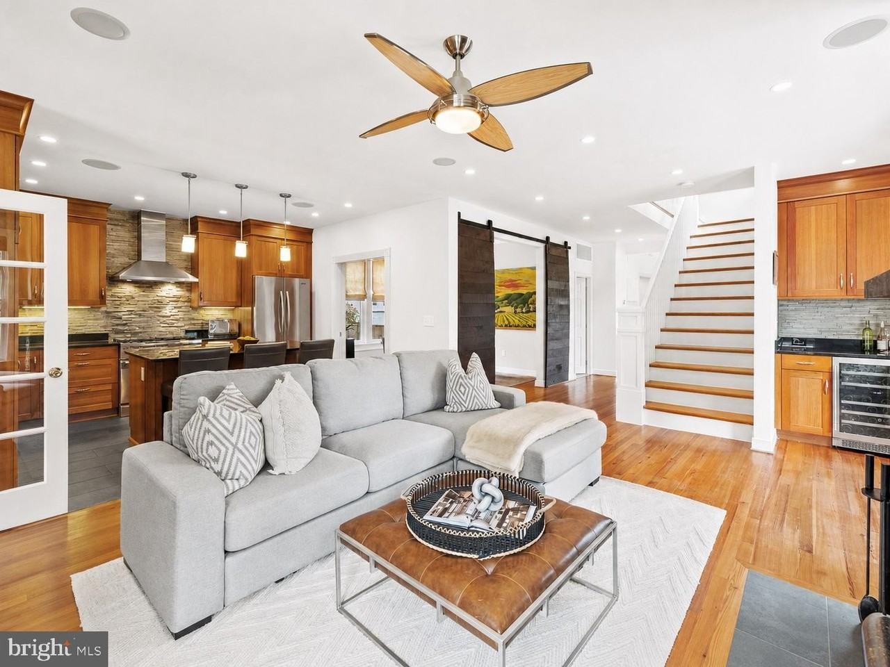 5213 Cathedral Ave Nw - Photo 4 of 50