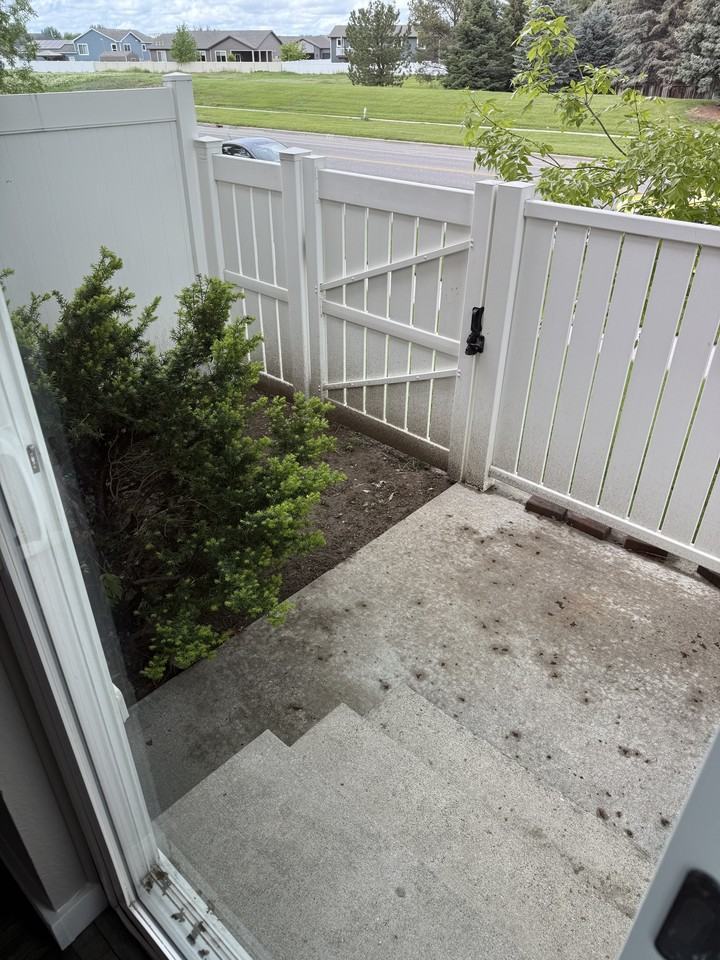 3285 Canyon Dr #86 - Photo 4 of 21