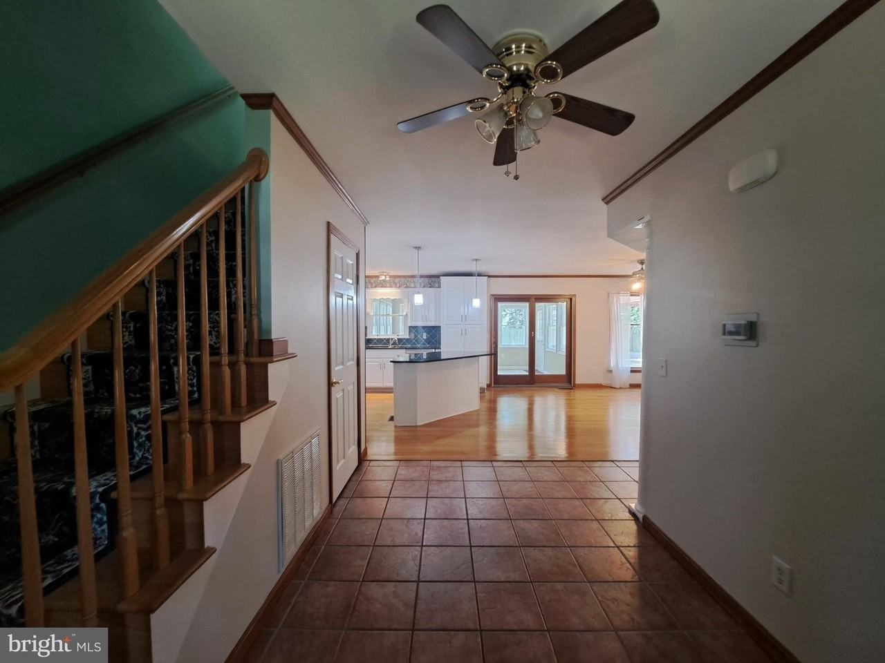 11 Roberts Rd - Photo 3 of 26