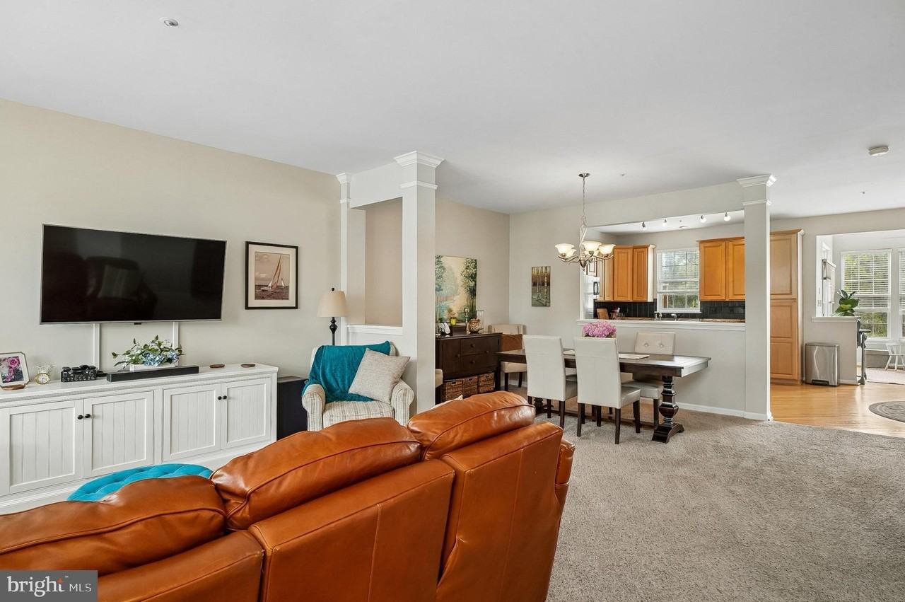 3836 Glebe Meadow Way - Photo 5 of 37
