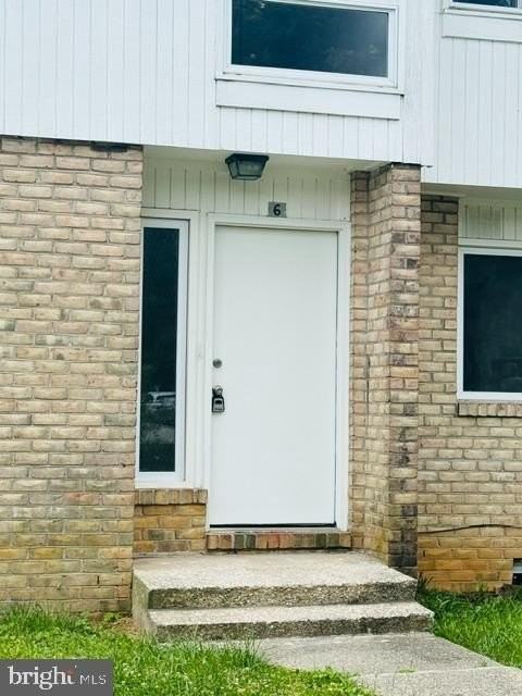 6 Ojibway Rd - Photo 2 of 32