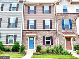 featured image of 5940 Tomahawk St