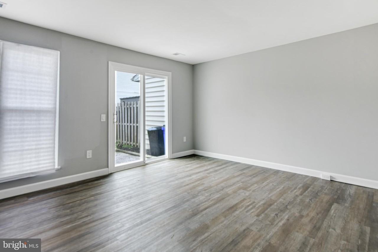 5778 Sunset View Ln - Photo 6 of 14