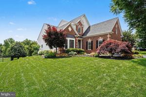 featured image of 714 Monarchos Dr